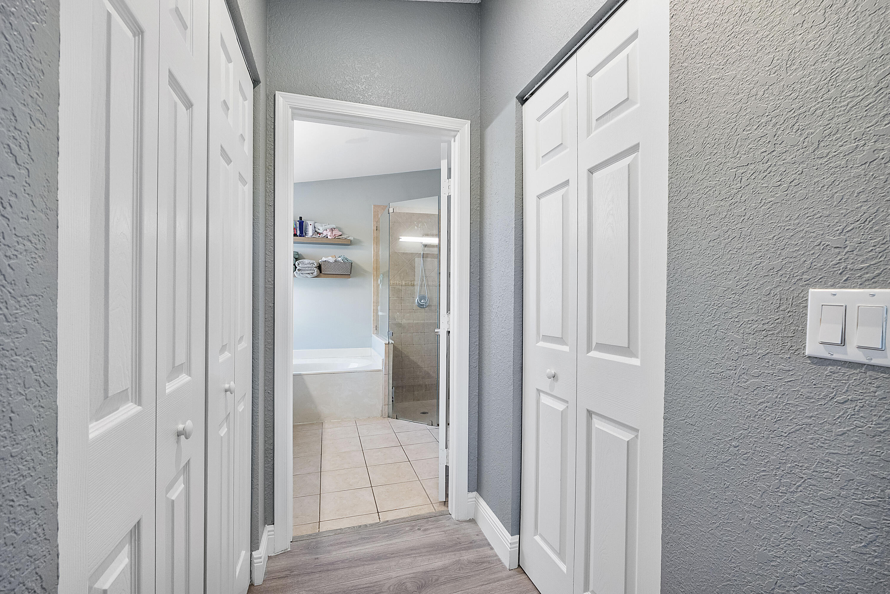 5024 Ibis Court