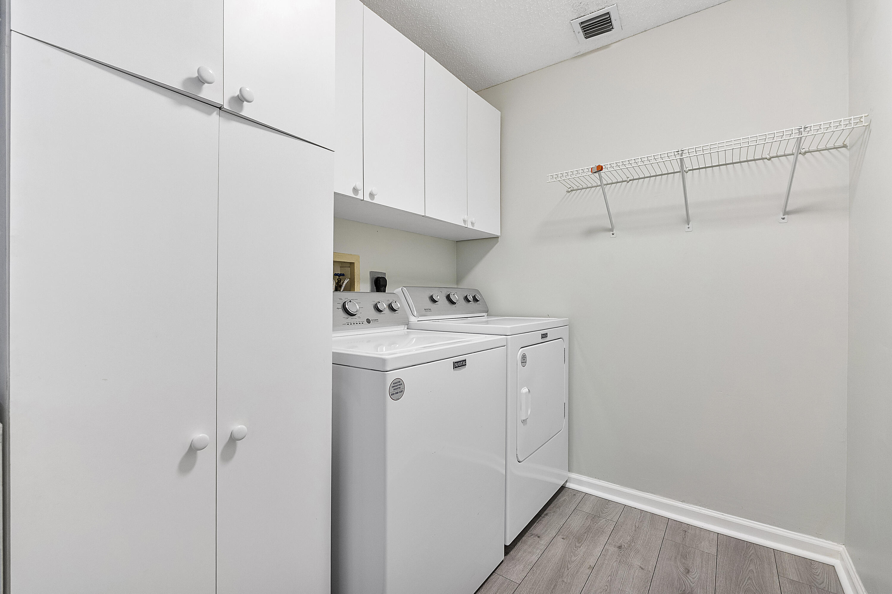 5024 Ibis Court