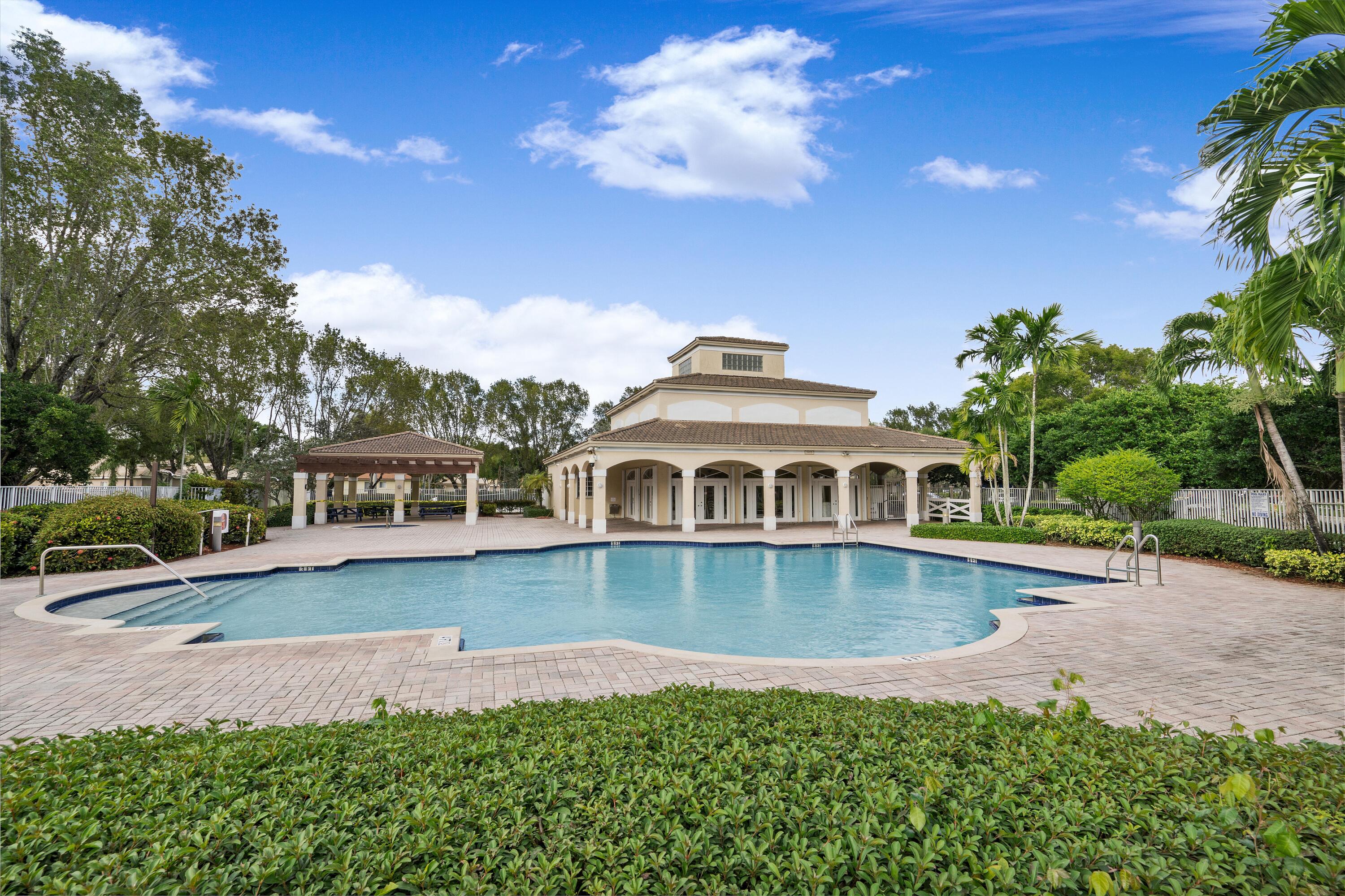 5024 Ibis Court