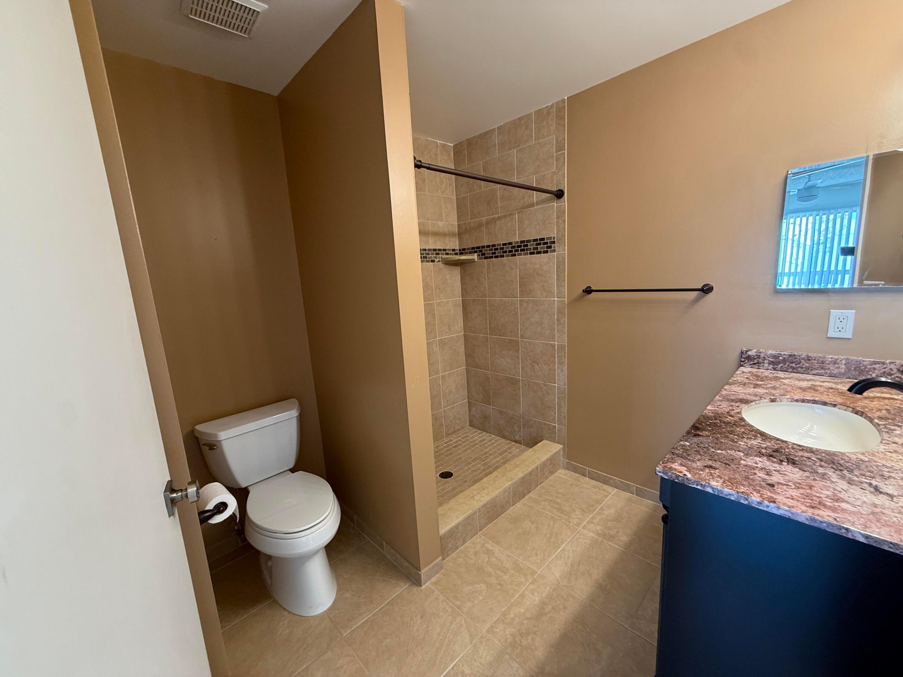 6238 Riverwalk Lane 7