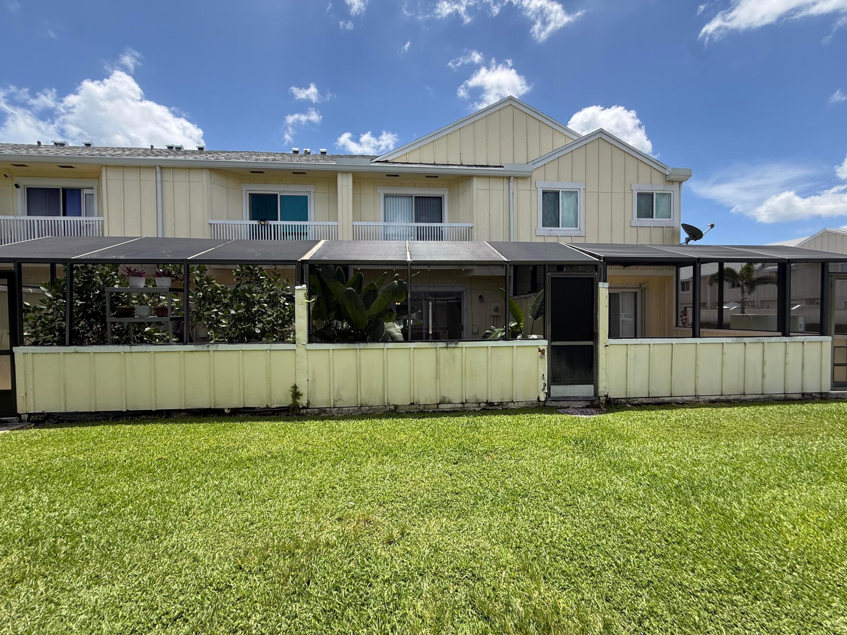 6238 Riverwalk Lane 7