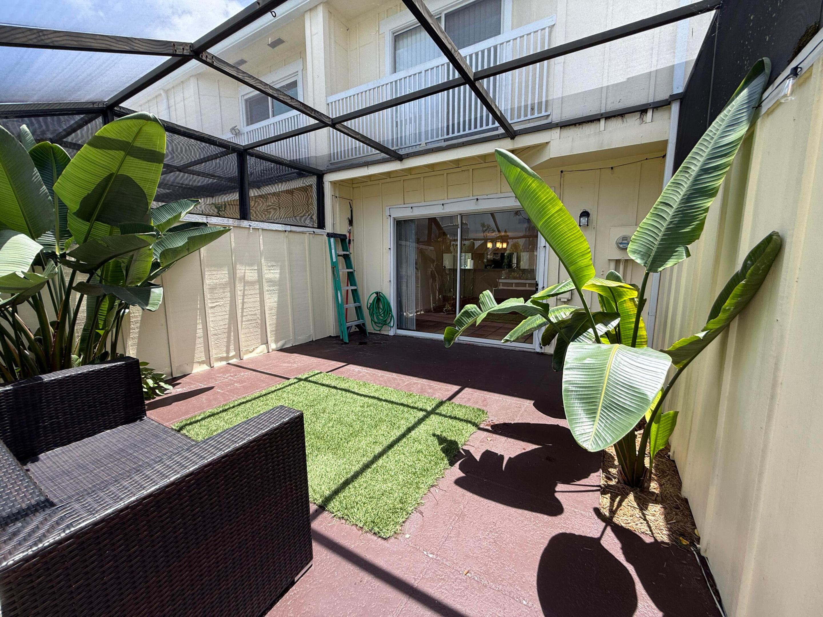 6238 Riverwalk Lane 7