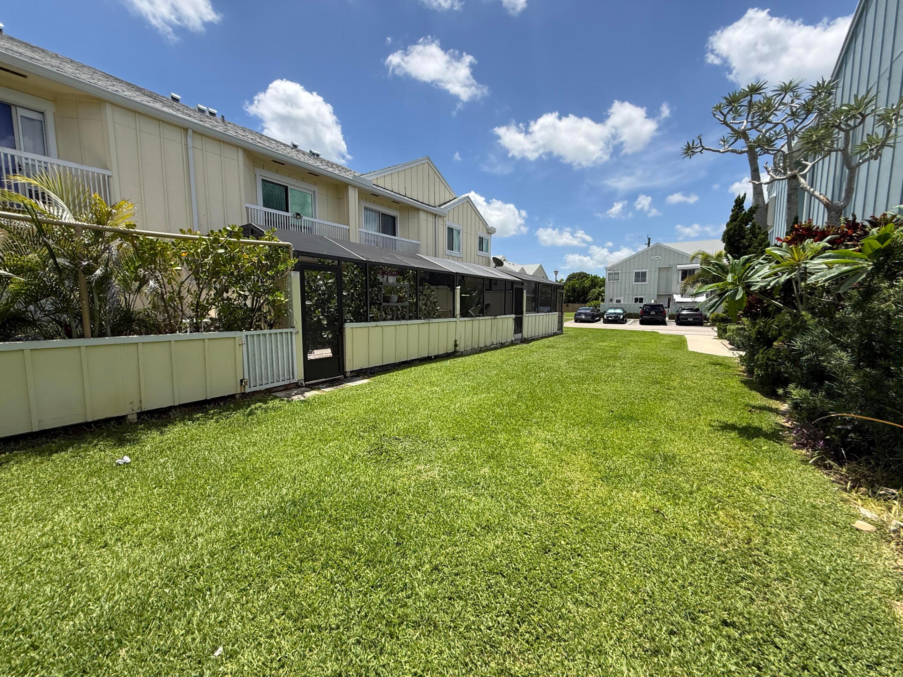 6238 Riverwalk Lane 7