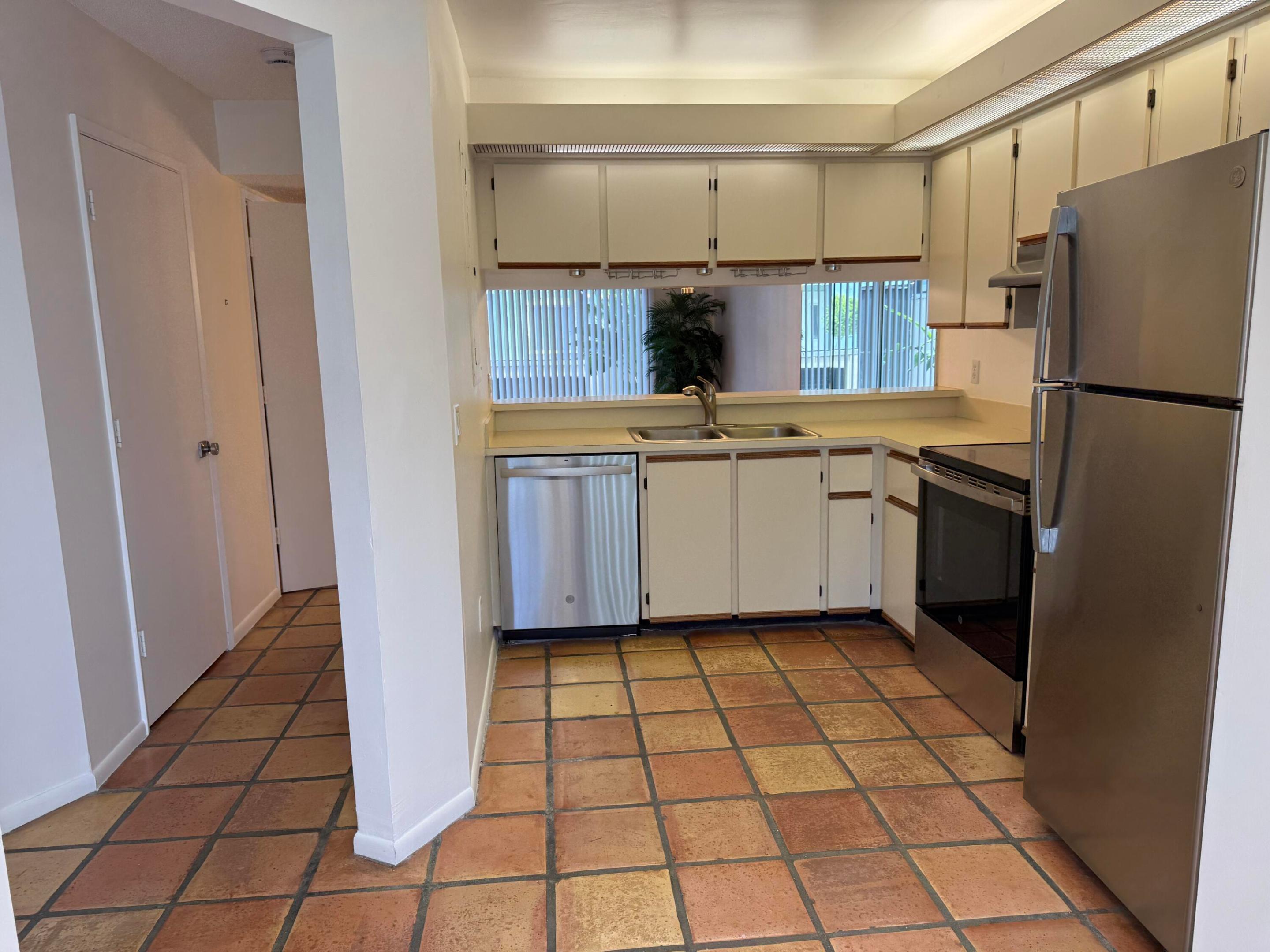 6238 Riverwalk Lane 7