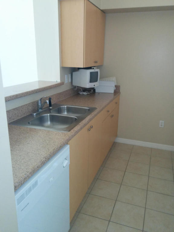 616 Clearwater Park Road Ph5