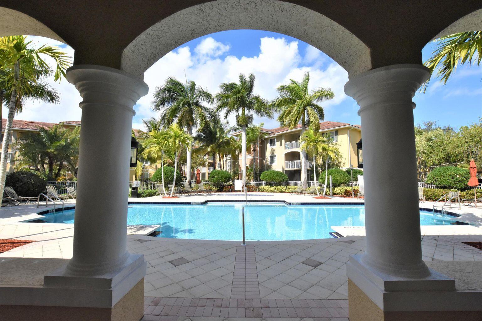 6533 Emerald Dunes Drive 107