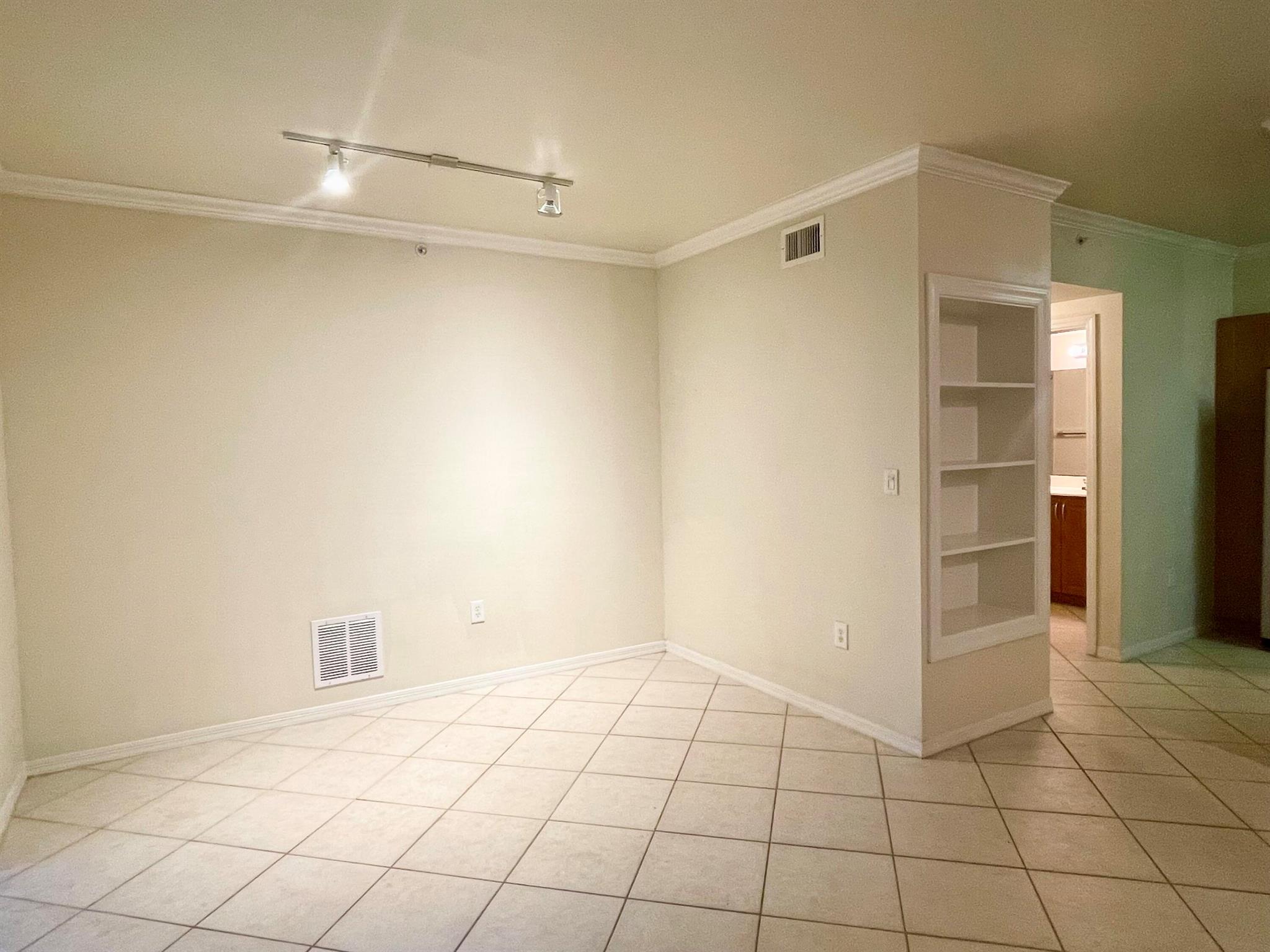 6533 Emerald Dunes Drive 107