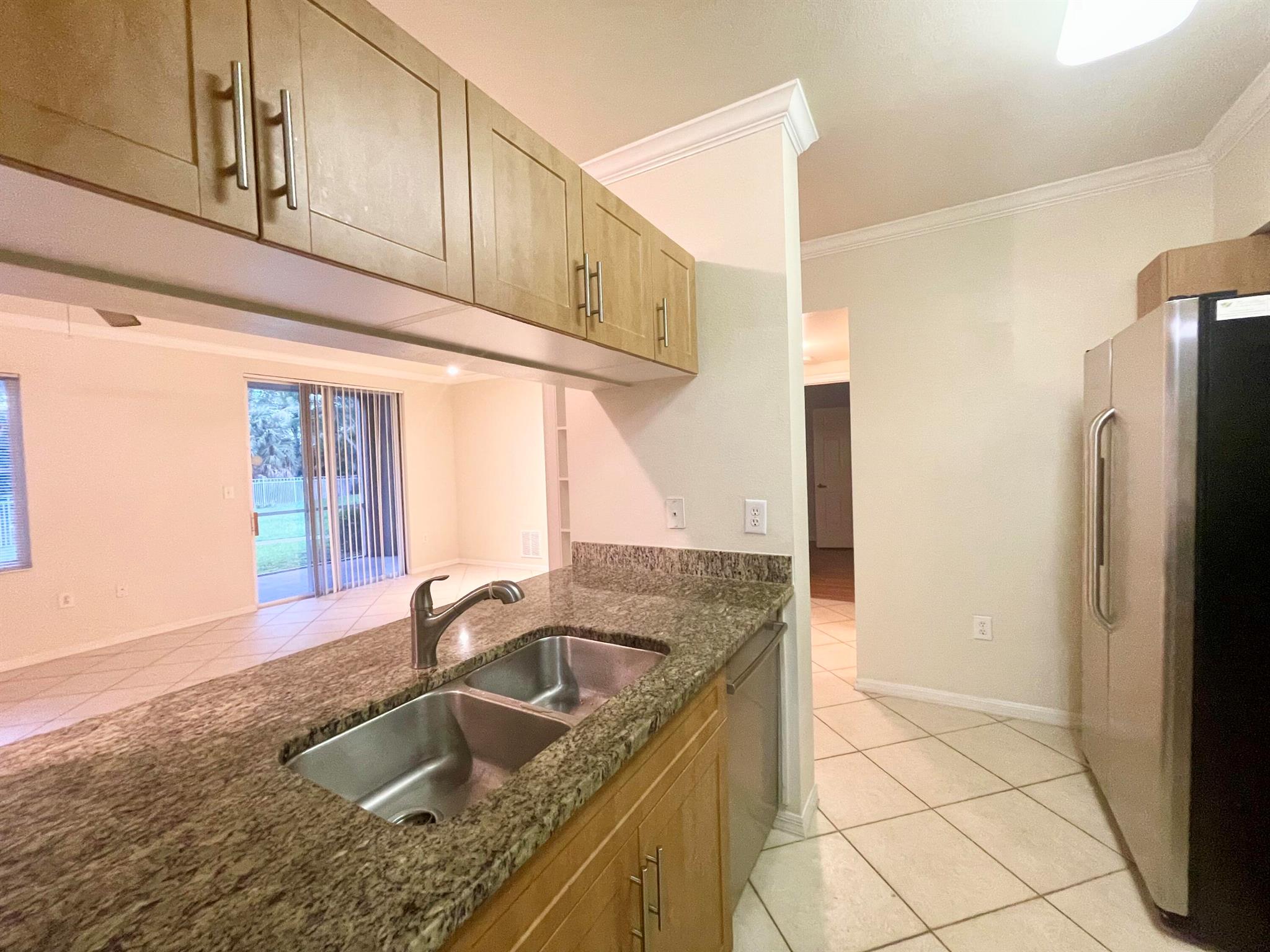 6533 Emerald Dunes Drive 107