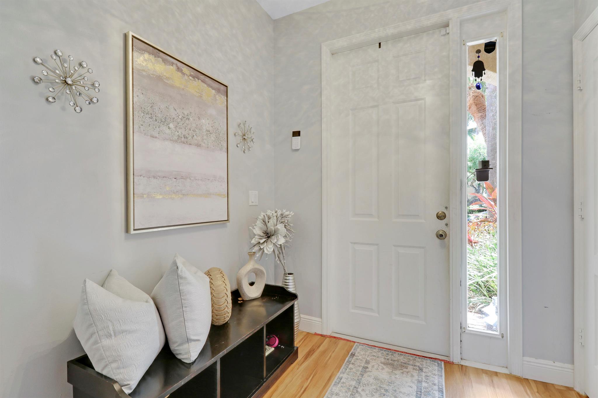 6086 Seminole Gardens Circle