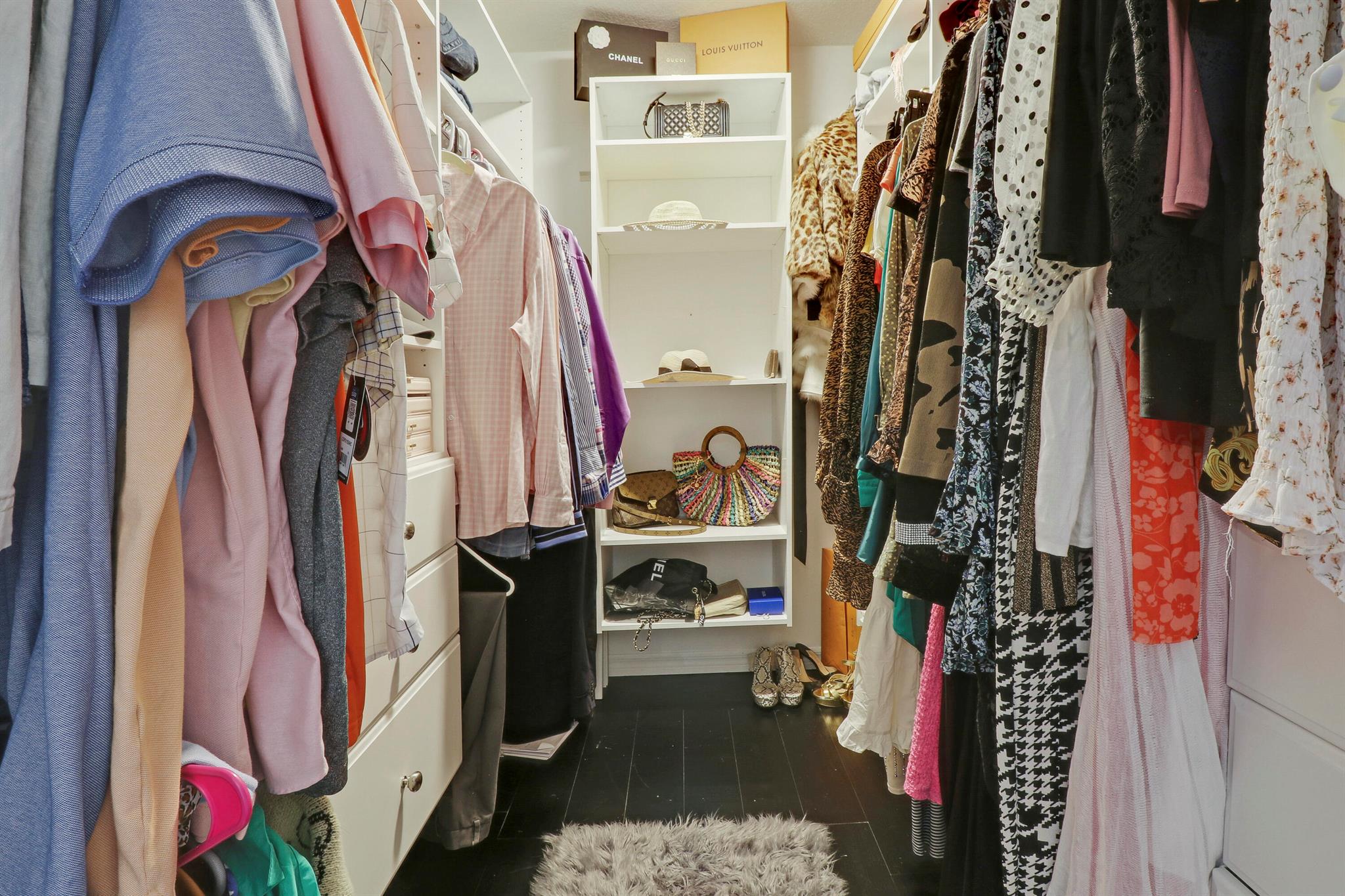 6086 Seminole Gardens Circle