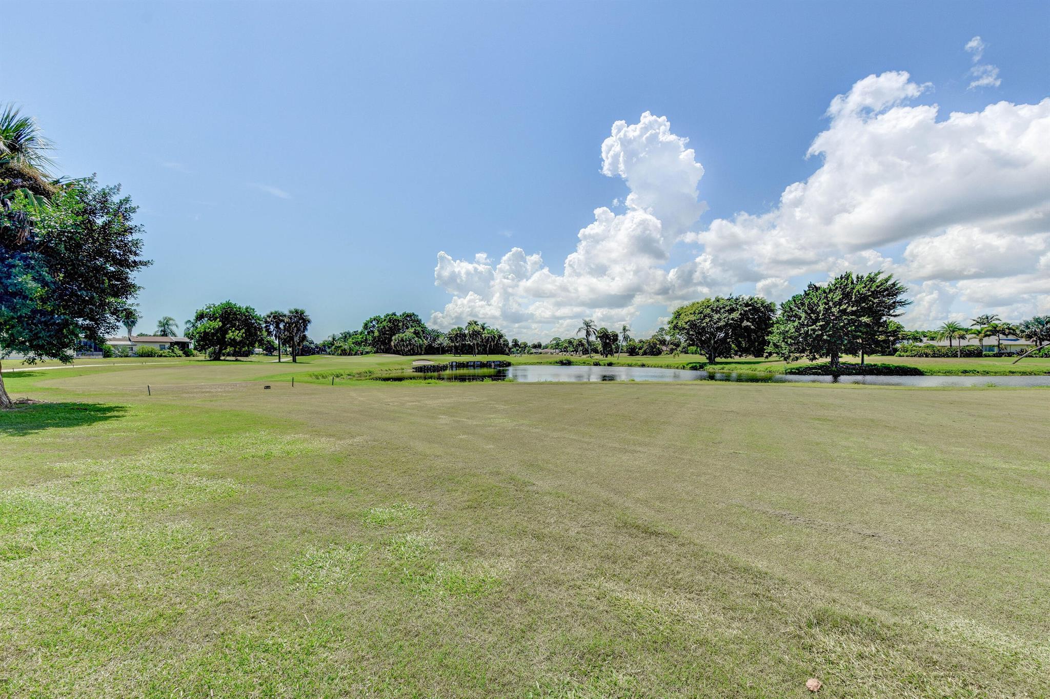 7094 SE Bunker Hill Drive