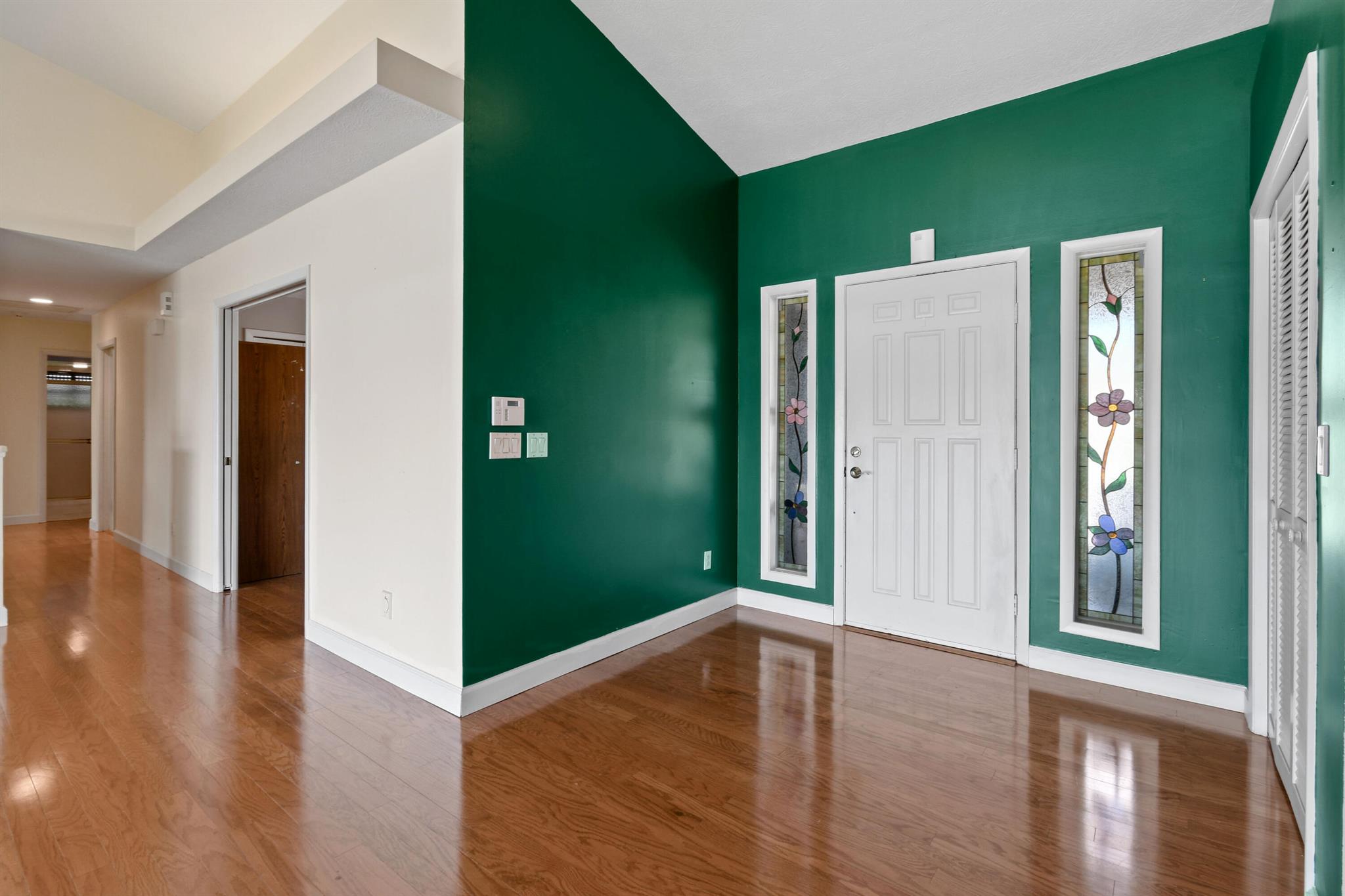 7094 SE Bunker Hill Drive