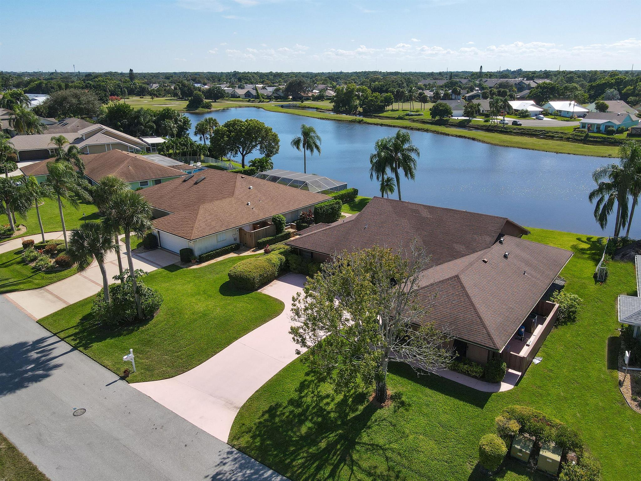 7094 SE Bunker Hill Drive