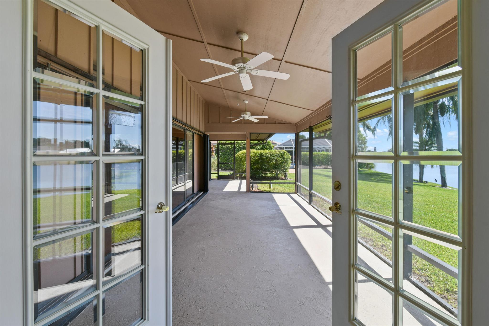 7094 SE Bunker Hill Drive