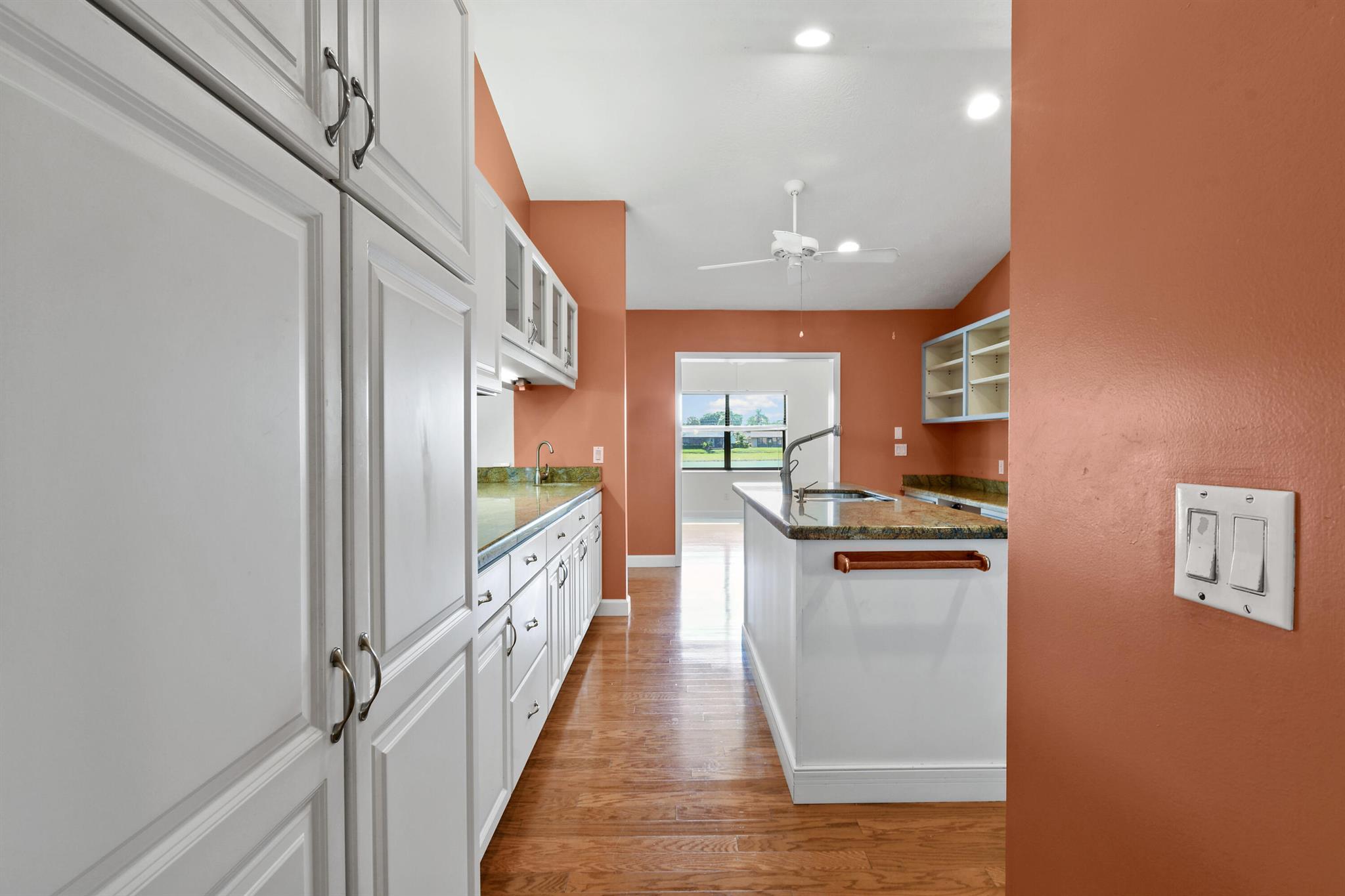 7094 SE Bunker Hill Drive