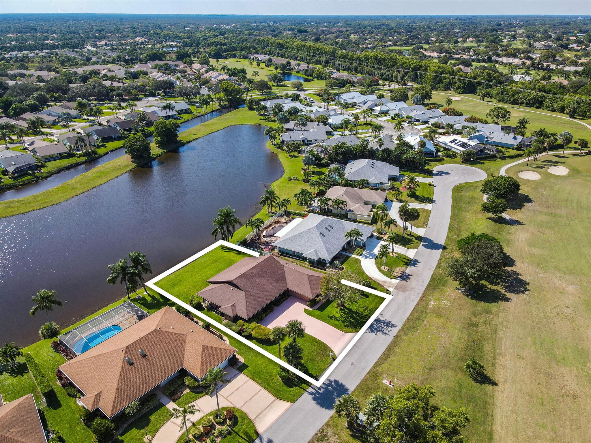 7094 SE Bunker Hill Drive