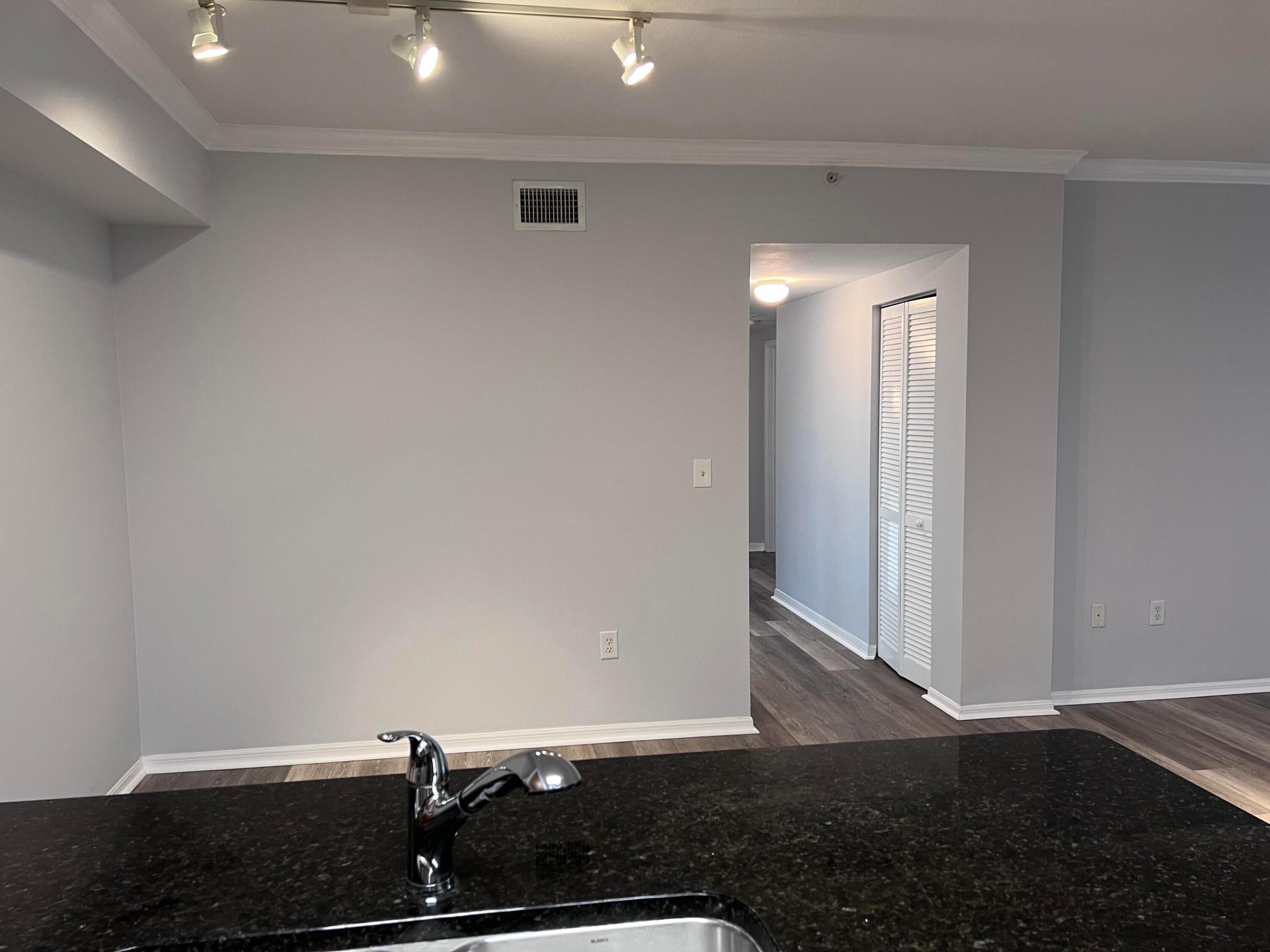 6565 Emerald Dunes Drive 108