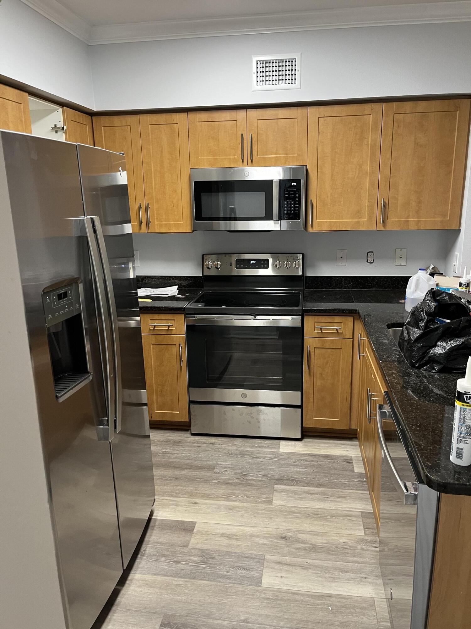 6565 Emerald Dunes Drive 108