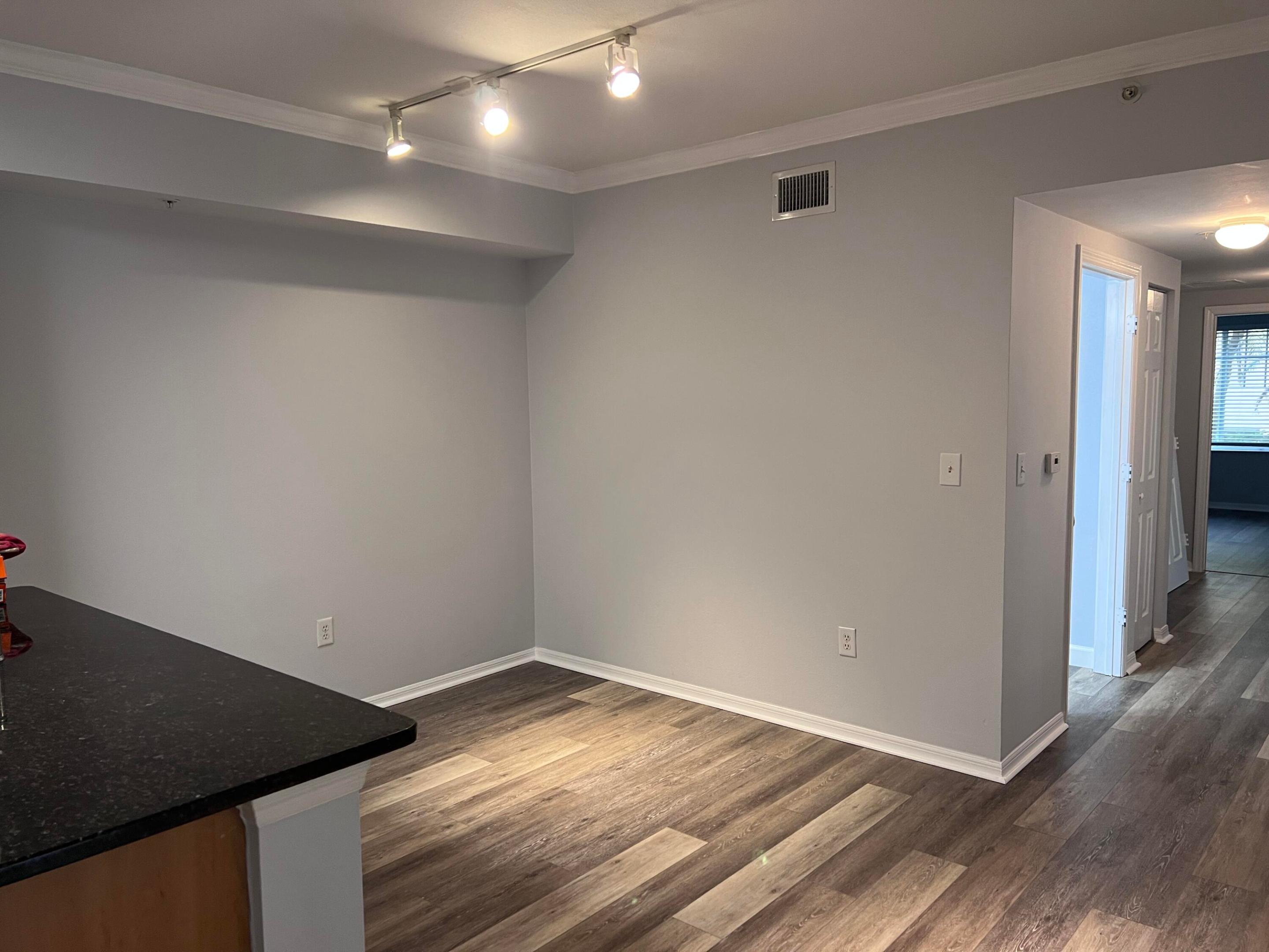 6565 Emerald Dunes Drive 108