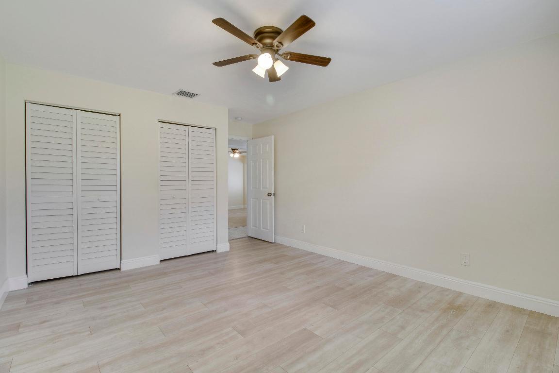 5486 Avocado Boulevard