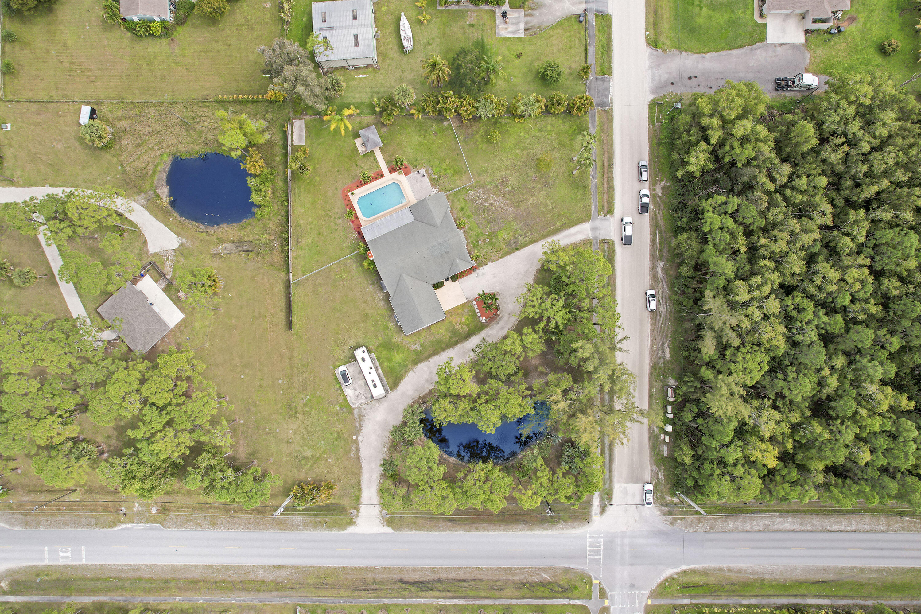 5486 Avocado Boulevard