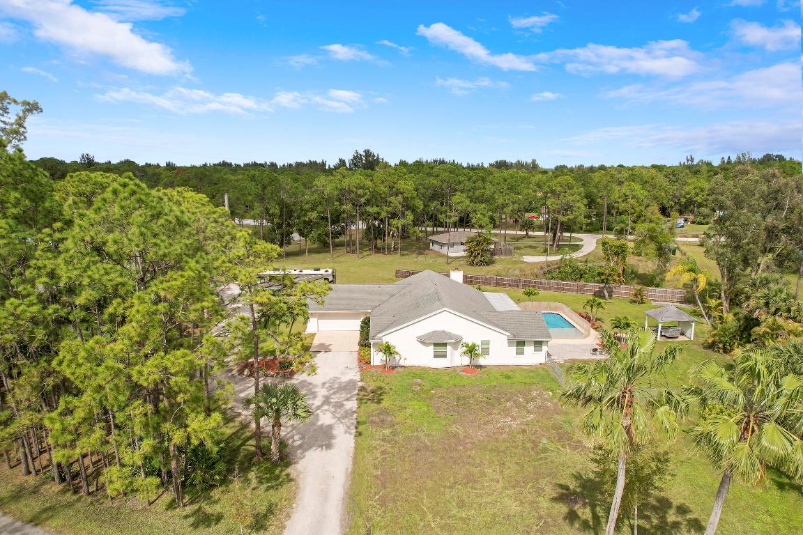 5486 Avocado Boulevard