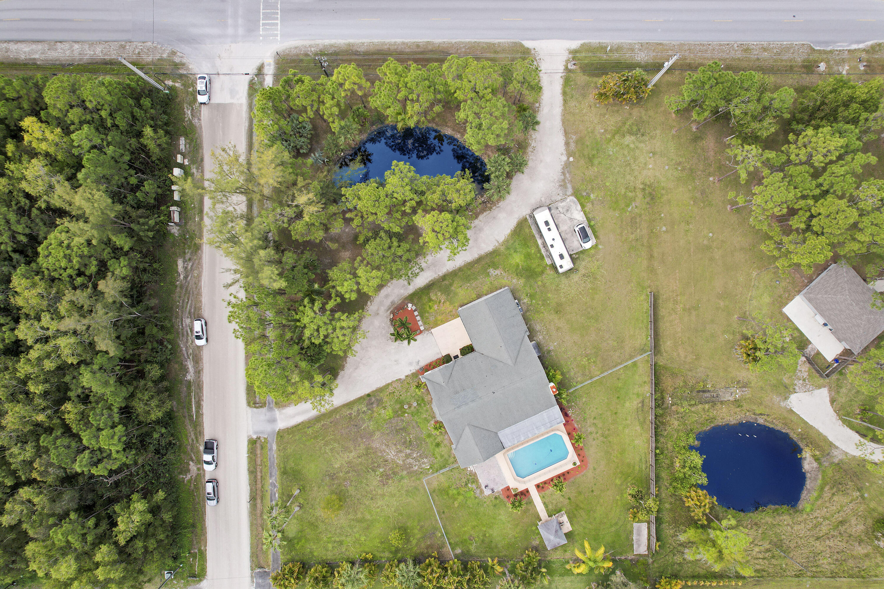 5486 Avocado Boulevard