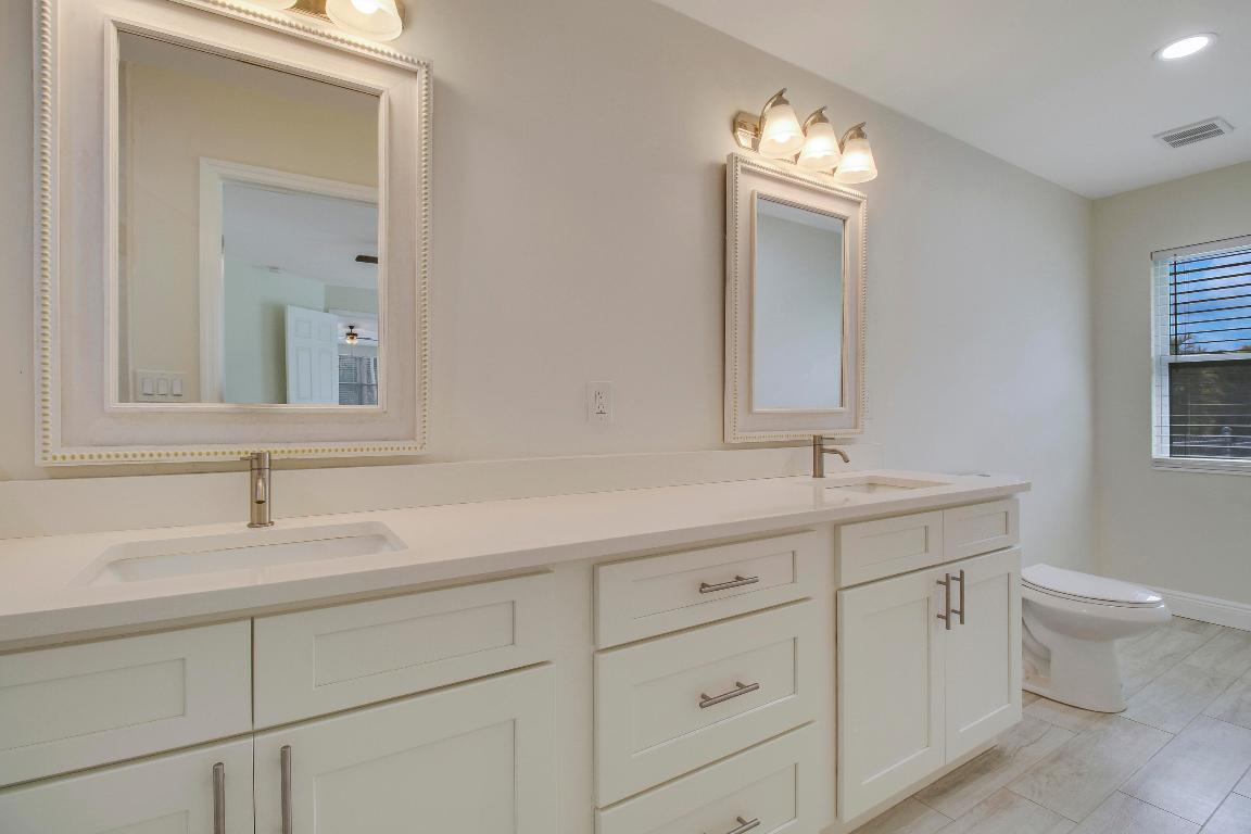 5486 Avocado Boulevard