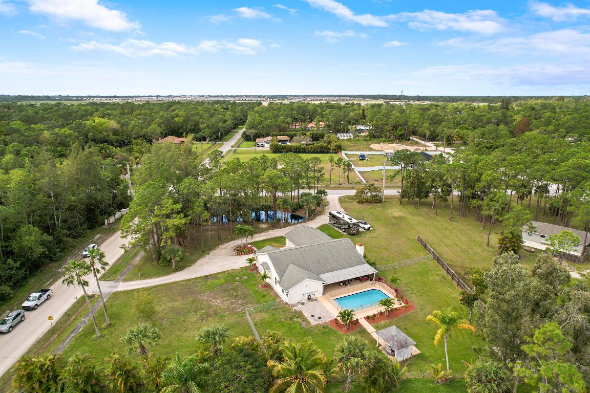 5486 Avocado Boulevard