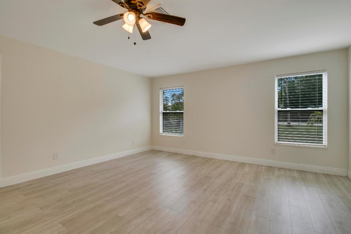 5486 Avocado Boulevard