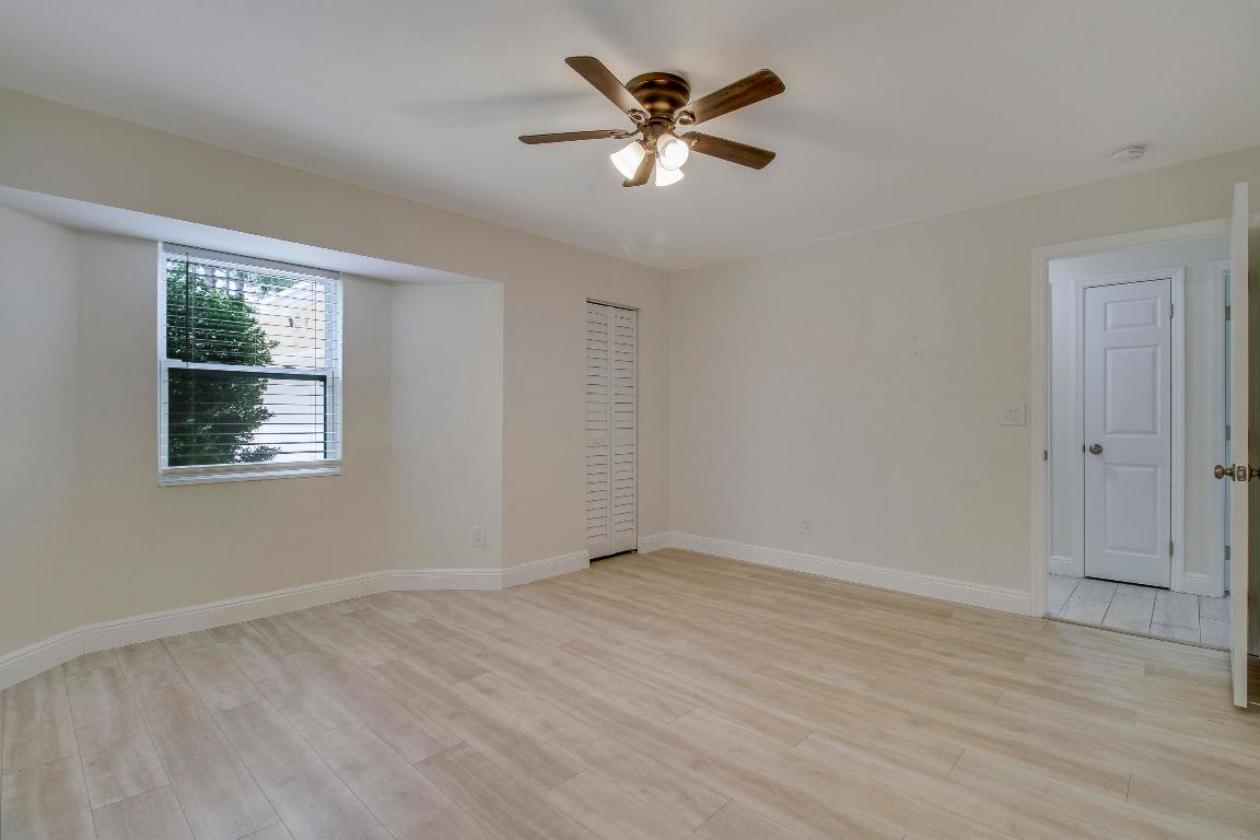 5486 Avocado Boulevard