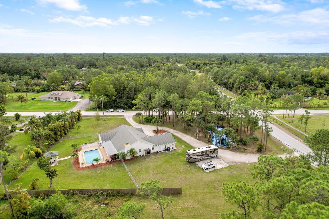 5486 Avocado Boulevard