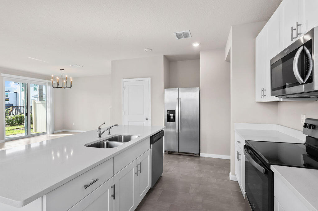 3918 SE Mentmore Lane