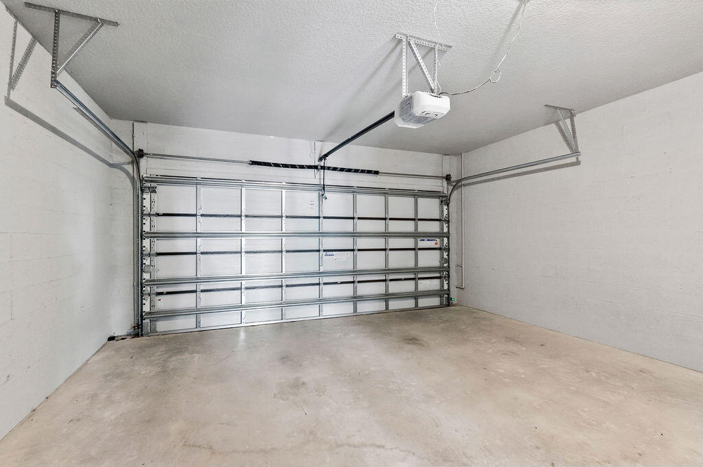 3918 SE Mentmore Lane