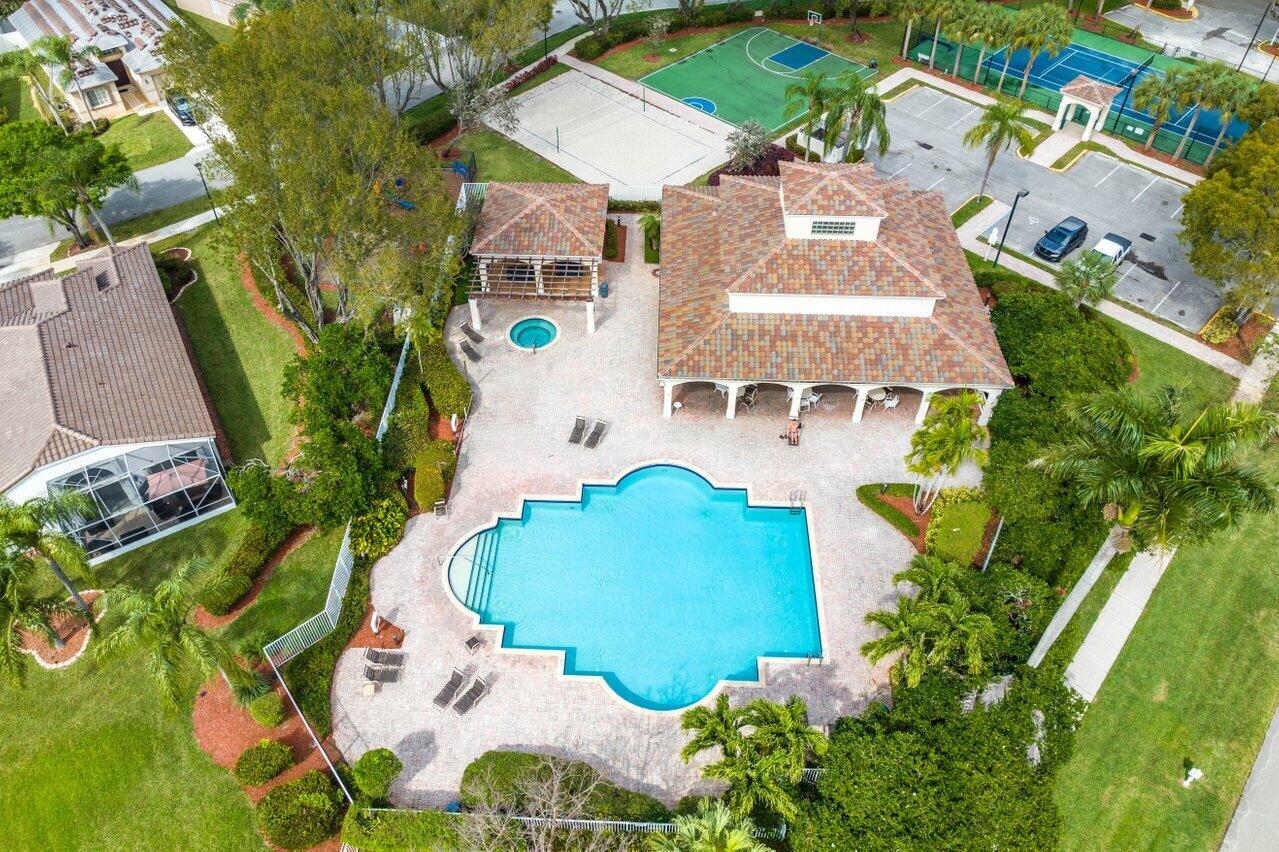 5024 Ibis Court