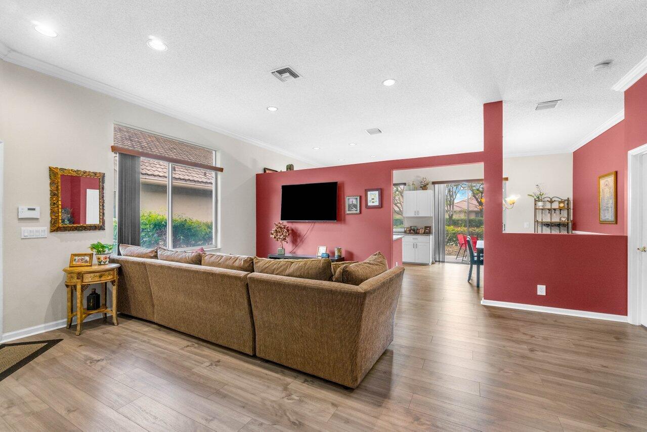 5024 Ibis Court