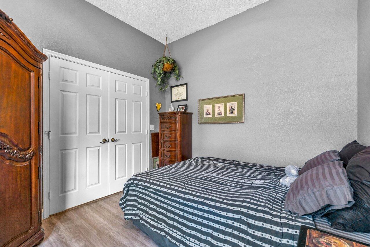 5024 Ibis Court