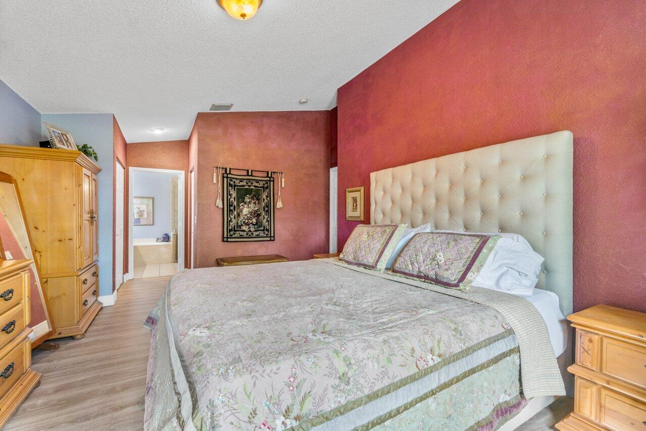 5024 Ibis Court