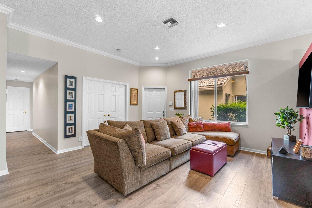 5024 Ibis Court