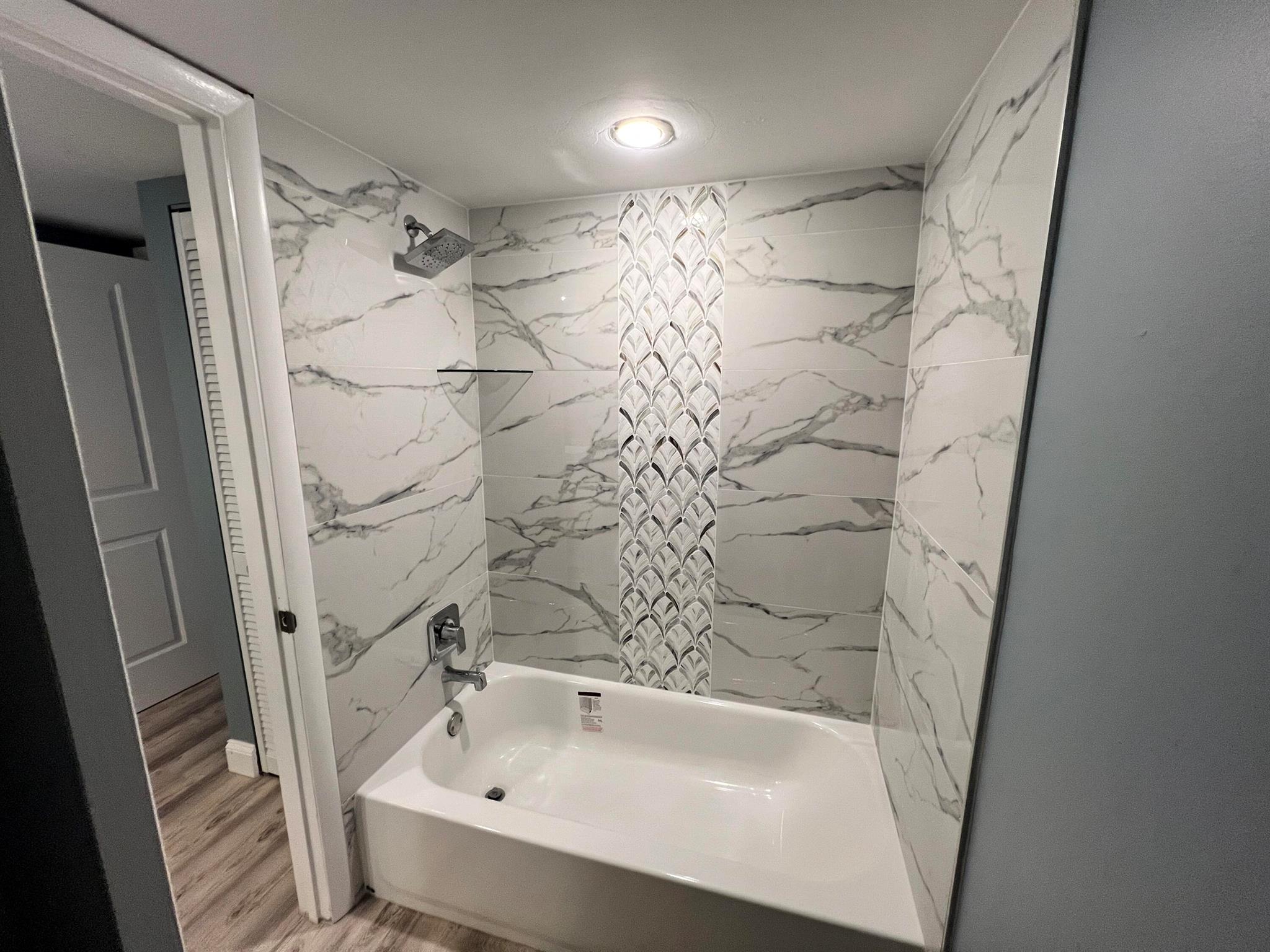 3222 N Meridian Way N B