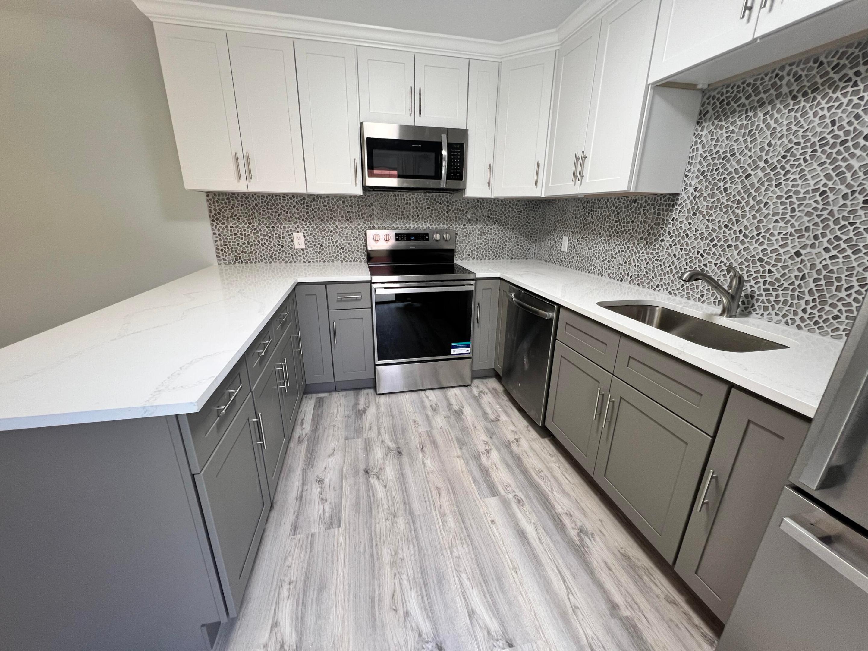 3222 N Meridian Way N B