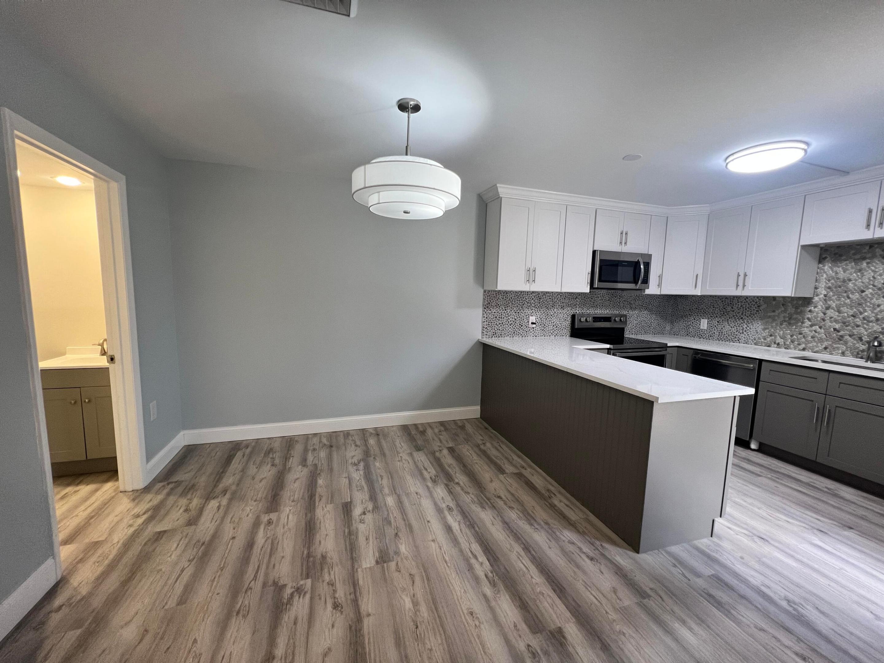 3222 N Meridian Way N B