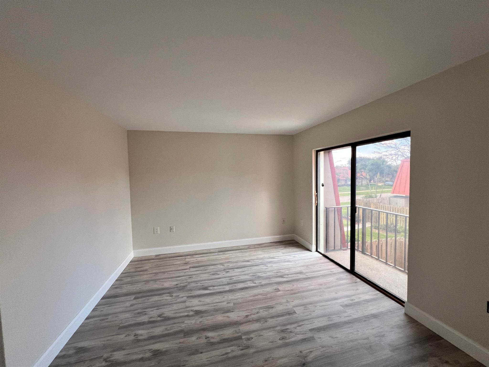 3222 N Meridian Way N B