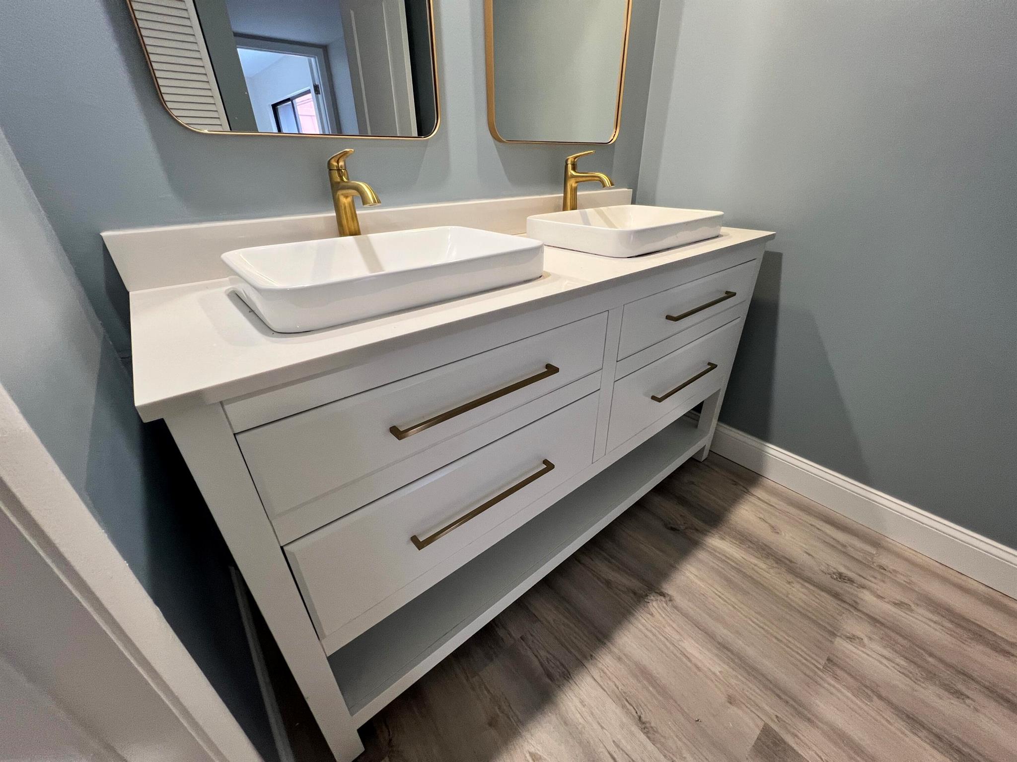 3222 N Meridian Way N B