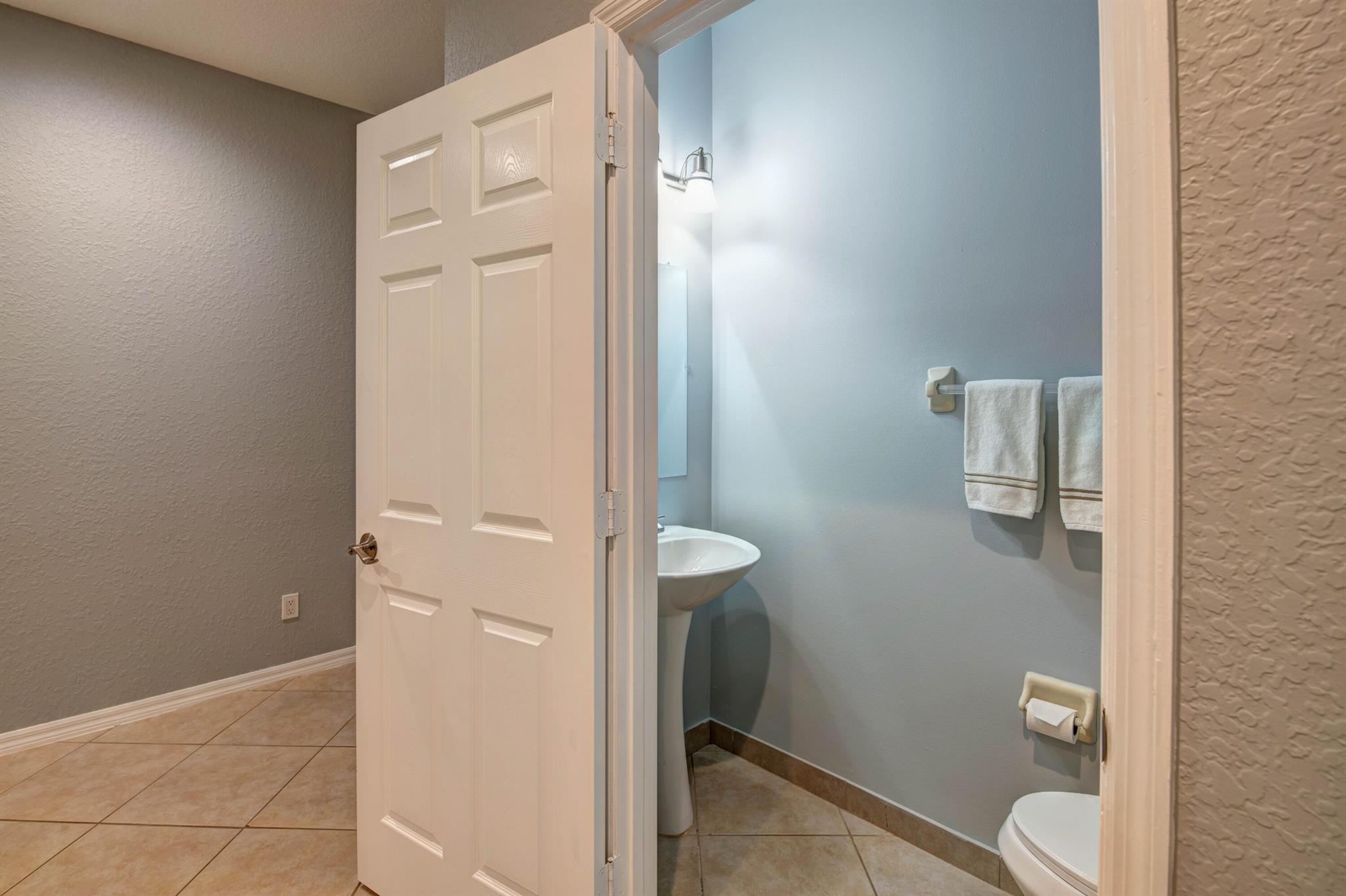 155 Indian Creek Parkway 104