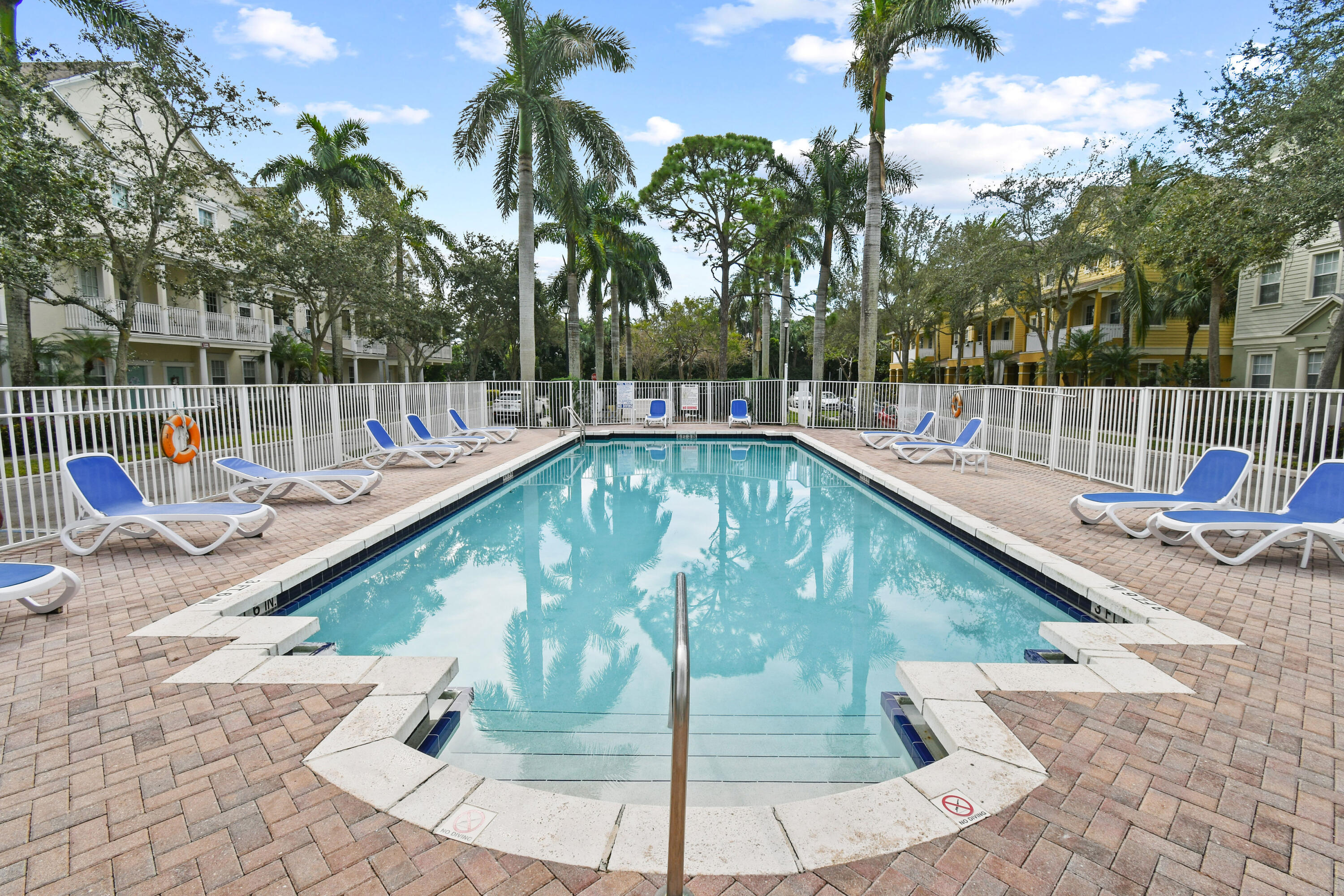 265 Indian Creek Parkway 106