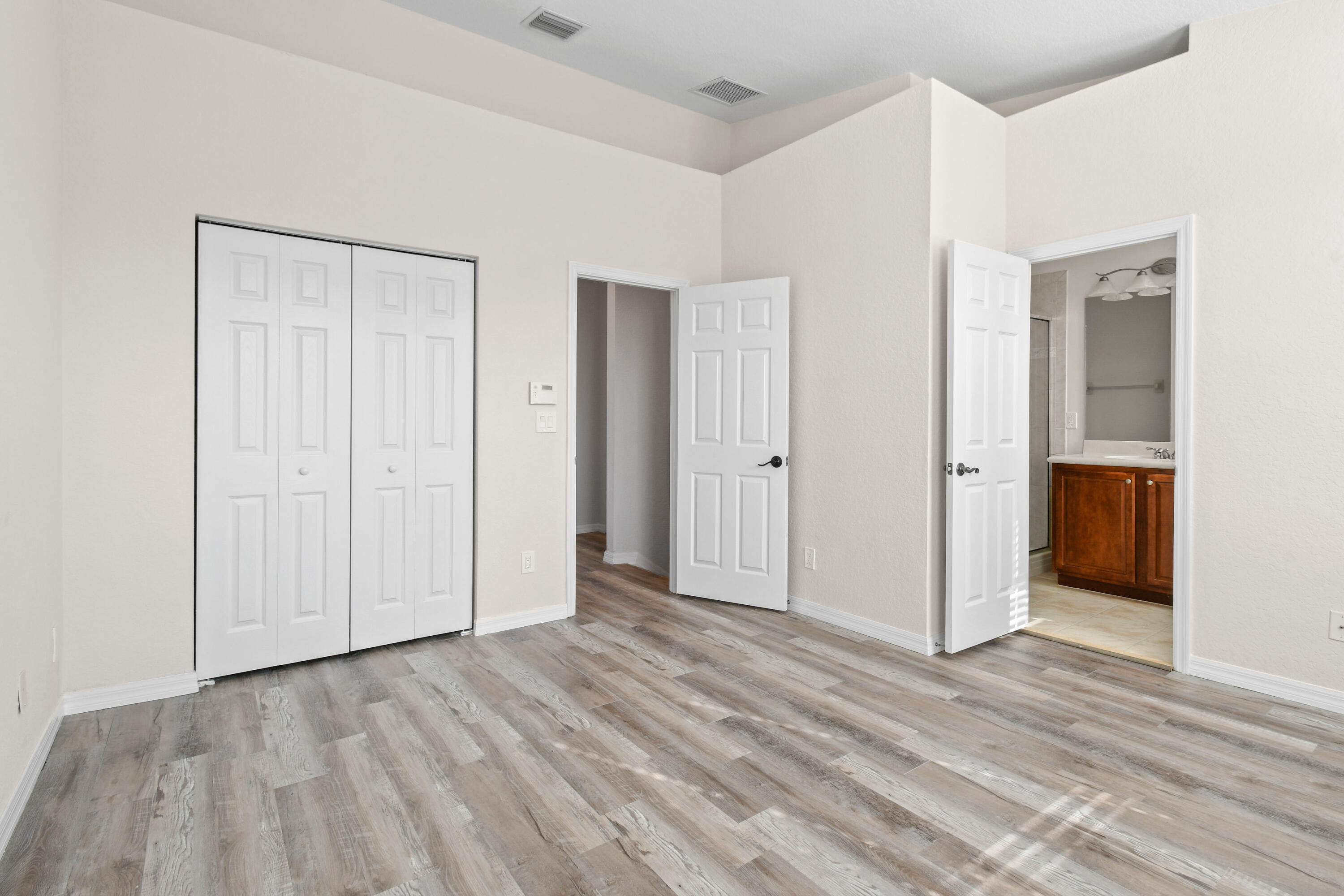 265 Indian Creek Parkway 106