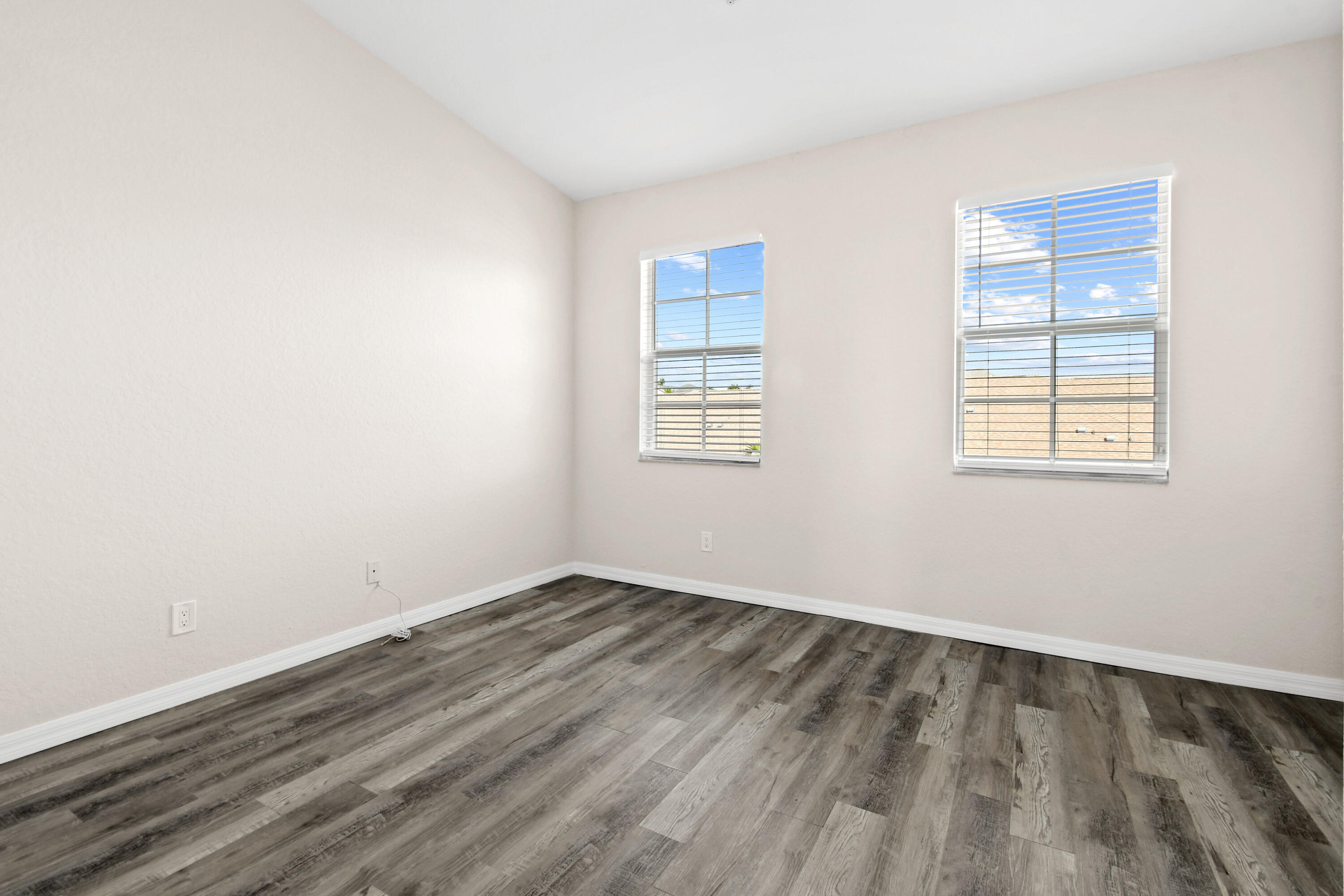 265 Indian Creek Parkway 106