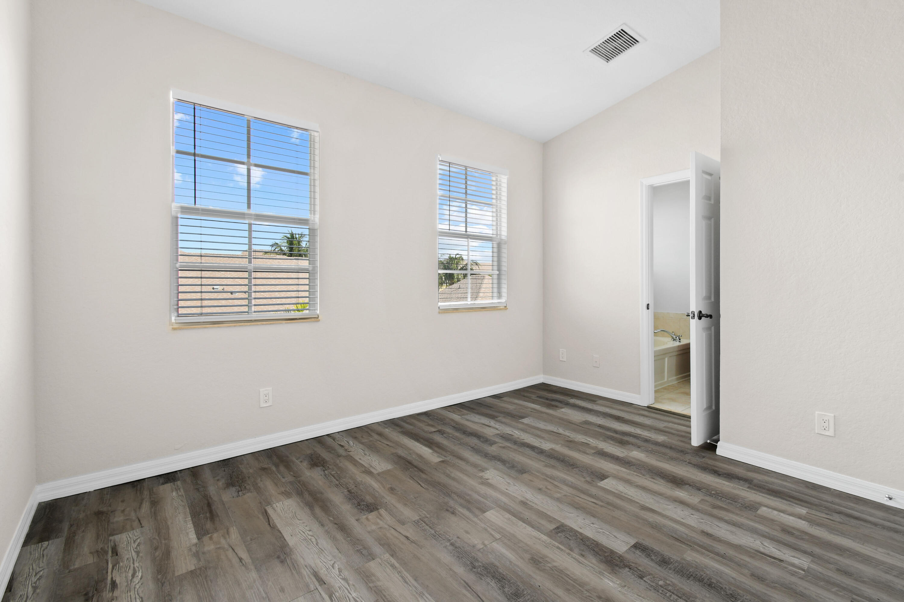 265 Indian Creek Parkway 106
