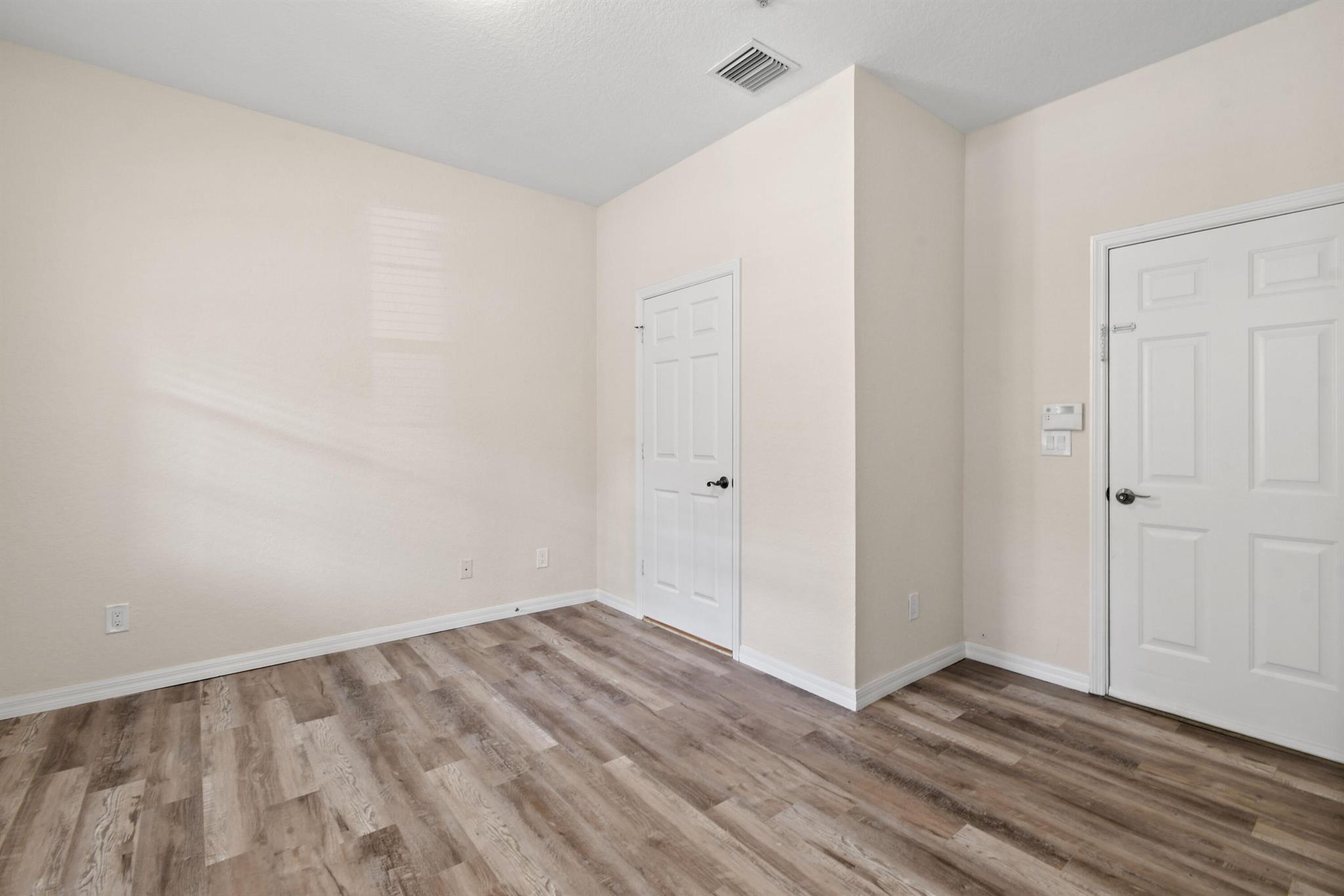 265 Indian Creek Parkway 106